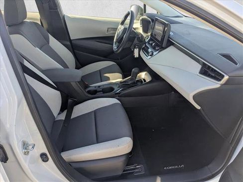 Used 2024 Toyota Corolla LE image 20