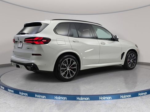 New 2026 BMW X5 xDrive50e w/ M Sport Package image 5