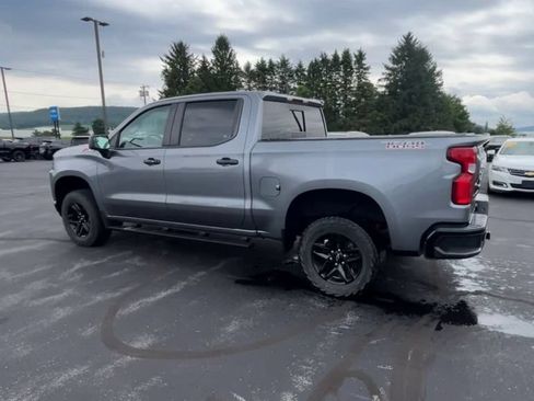 Used 2021 Chevrolet Silverado 1500 LT Trail Boss w/ Convenience Package II AWD/4WD image 6