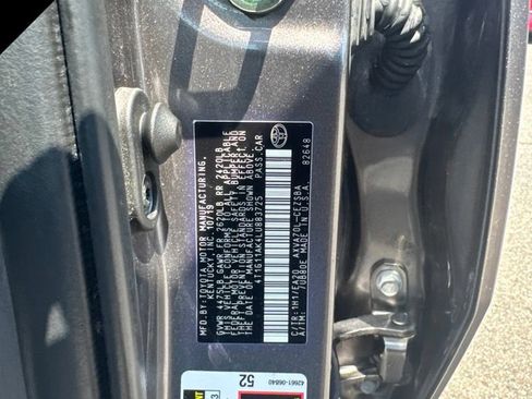 Used 2020 Toyota Camry SE FWD image 35