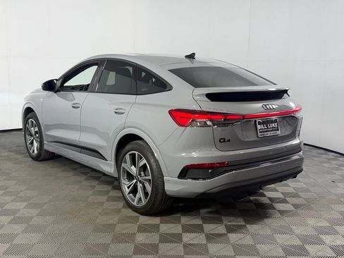 Used 2024 Audi Q4 e-tron Premium Plus w/ Premium Plus AWD/4WD image 8