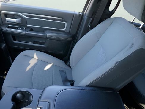 Used 2024 RAM 2500 Big Horn image 29