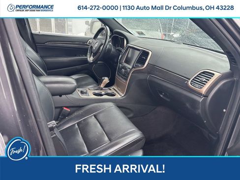 Used 2016 Jeep Grand Cherokee Overland w/ Advanced Technology Group image 18