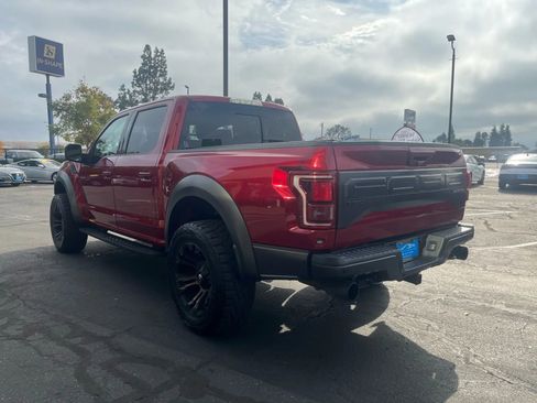 Used 2018 Ford F150 Raptor w/ Equipment Group 802A Luxury image 4