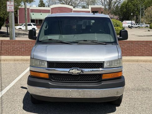 Used 2014 Chevrolet Express 1500 LT w/ LT Preferred Equipment Group AWD/4WD image 3