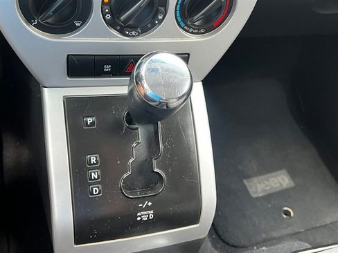 Used 2008 Jeep Compass Sport AWD/4WD image 28