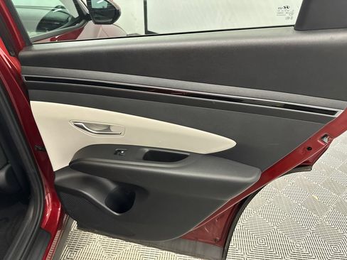 Used 2024 Hyundai Tucson SEL FWD image 15