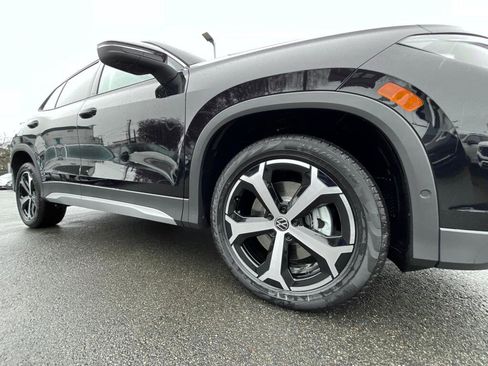 New 2026 Volkswagen Tiguan SE image 10