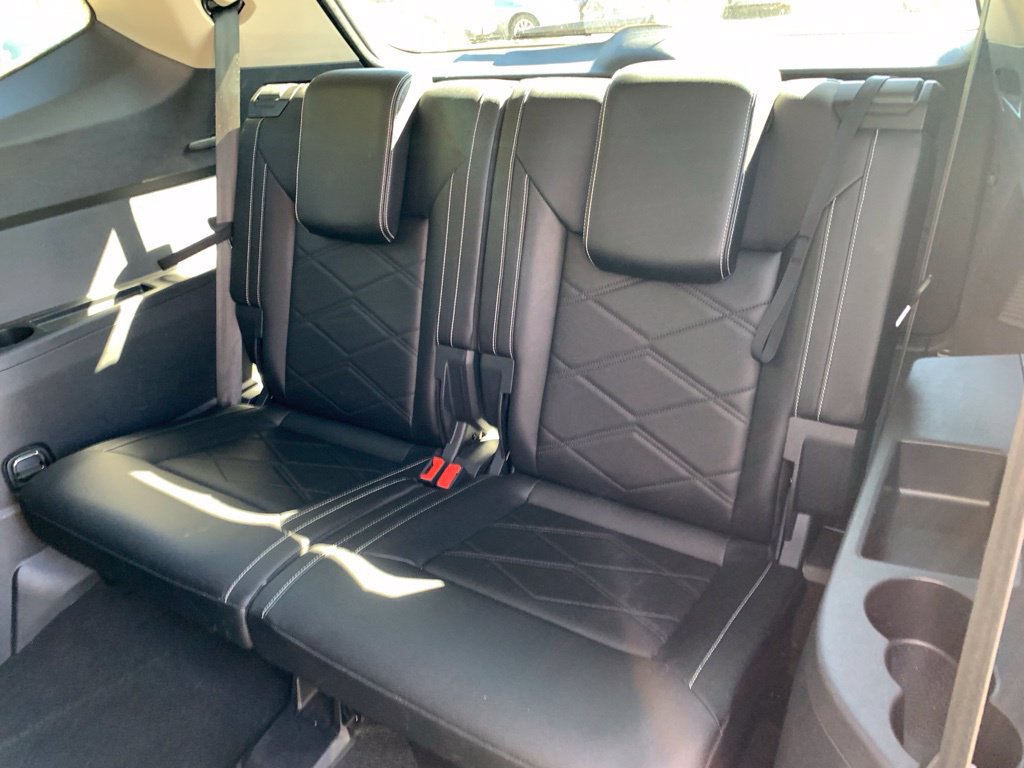 Used 2025 Volkswagen Atlas SE AWD/4WD image 23