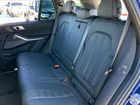 Used 2021 BMW X5 M50i w/ Executive Package image 40
