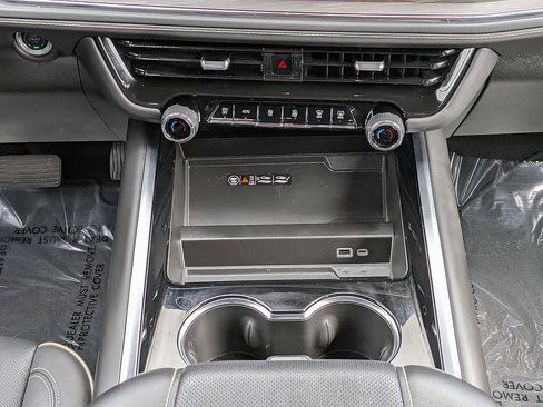 Certified 2025 Chevrolet Tahoe Premier RWD image 18