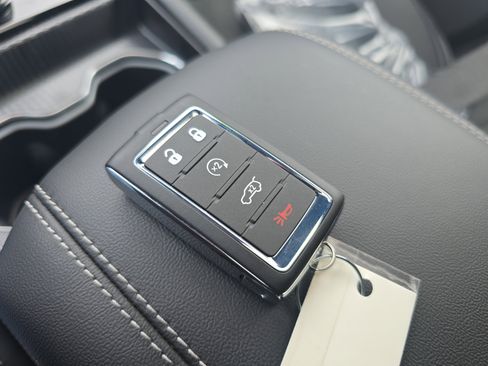 New 2026 Jeep Grand Cherokee Altitude AWD/4WD image 36