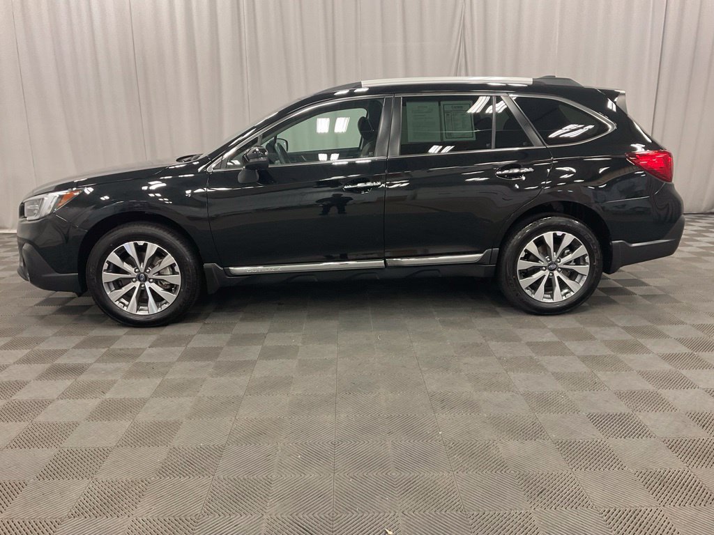 Used 2019 Subaru Outback 2.5i Touring AWD/4WD image 9