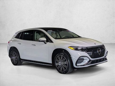 Certified 2024 Mercedes-Benz EQS 450+ SUV image 3