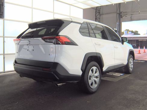 Used 2024 Toyota RAV4 LE FWD image 6