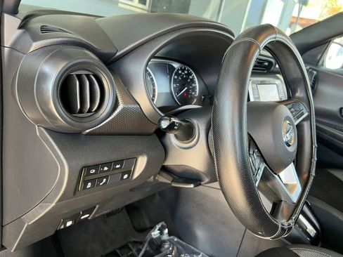 Used 2020 Nissan Kicks S FWD image 16