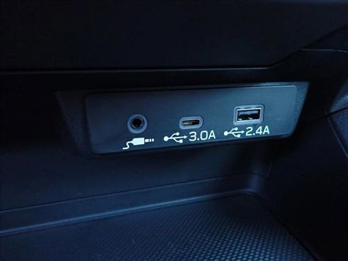 Certified 2025 Subaru Crosstrek 2.0i Premium image 20