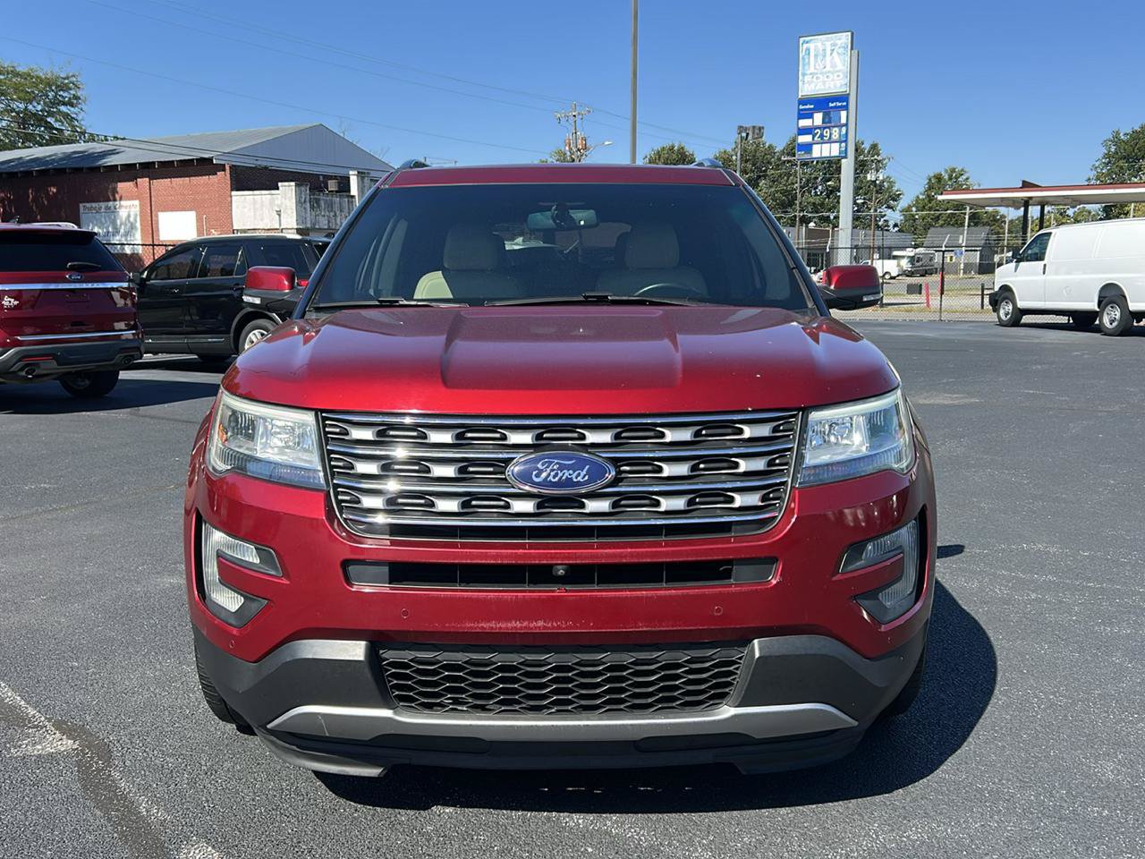 Used 2016 Ford Explorer Limited FWD image 2