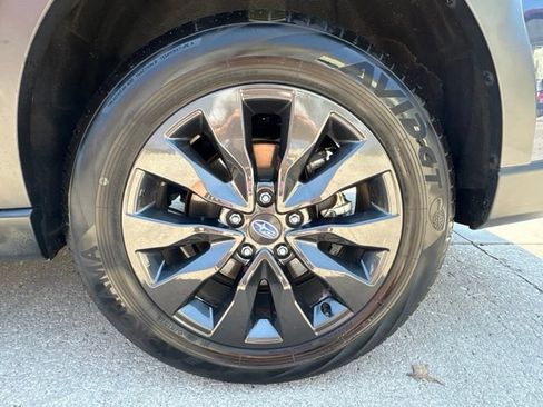 Used 2025 Subaru Outback Onyx Edition AWD/4WD image 9