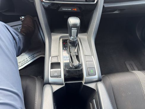 Used 2020 Honda Civic Sport image 13