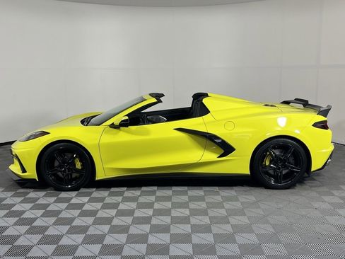 Used 2022 Chevrolet Corvette Stingray Premium Conv w/ Z51 Performance Package image 15