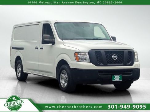 Used 2016 Nissan NV 1500 SV RWD image 1
