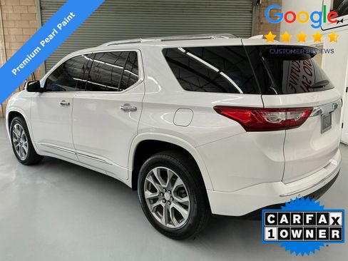Used 2021 Chevrolet Traverse Premier FWD image 5