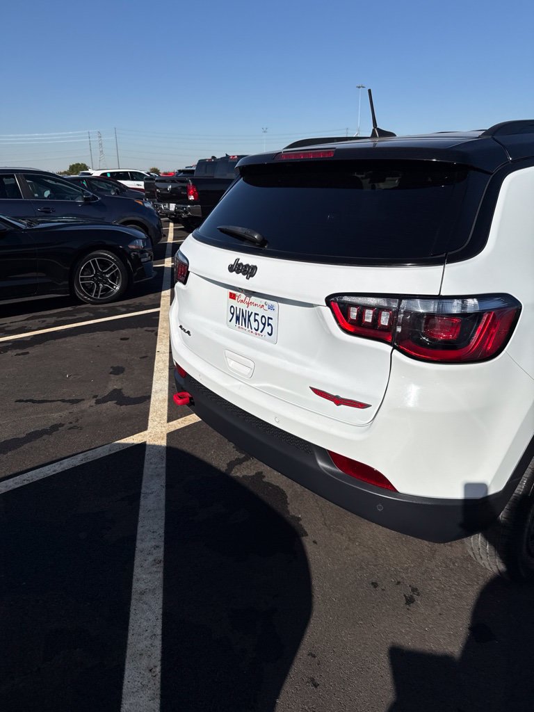 Used 2023 Jeep Compass Trailhawk AWD/4WD image 8