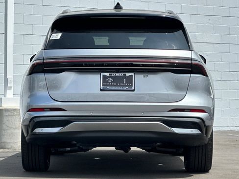 New 2024 Lincoln Nautilus Reserve w/ Equipment Group 202A image 4