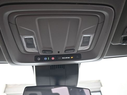 Used 2022 Chevrolet Silverado 1500 RST image 31