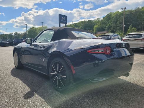 New 2026 MAZDA MX-5 Miata Grand Touring w/ Weather Package RWD image 18