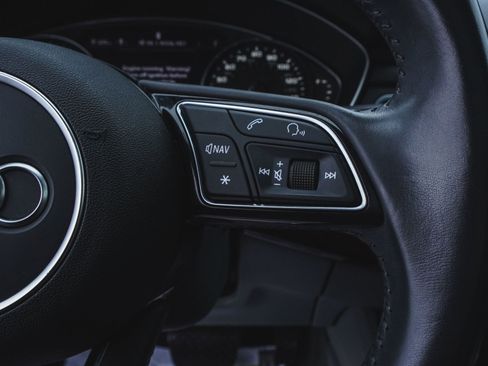 Used 2019 Audi A4 2.0T Premium w/ Convenience Package image 18