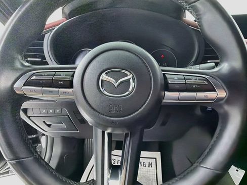 Used 2020 MAZDA MAZDA3 Hatchback w/ Premium Package FWD image 11