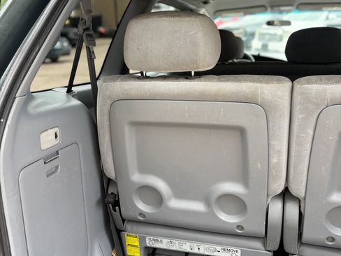 Used 1999 Toyota Sienna CE FWD image 25