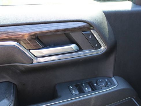 Used 2023 Chevrolet Silverado 1500 LT AWD/4WD image 12