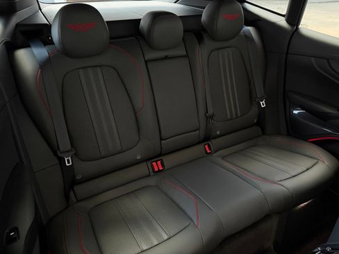 Used 2025 Aston Martin DBX 707 AWD/4WD image 19