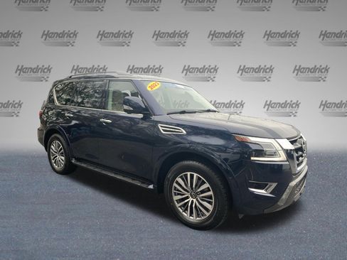 Used 2023 Nissan Armada SL image 3