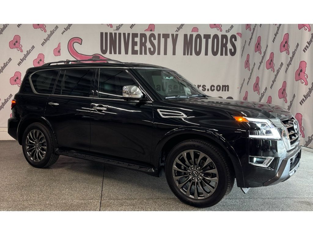 Used 2022 Nissan Armada Platinum w/ Captain's Chairs Package RWD image 5