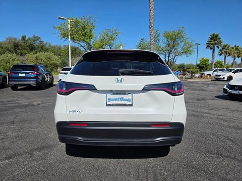 New 2027 Honda HR-V LX image 6