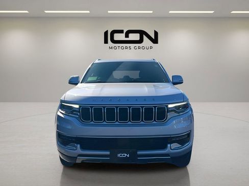 Used 2022 Jeep Wagoneer Series III image 3