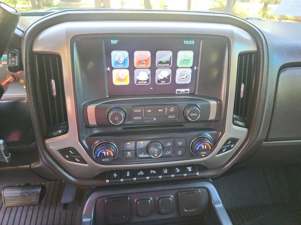 Used 2017 GMC Sierra 2500 Denali w/ Duramax Plus Package AWD/4WD image 28