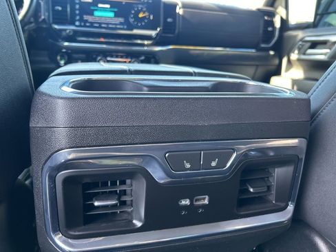 Used 2024 Chevrolet Silverado 2500 LTZ w/ LTZ Plus Package image 26