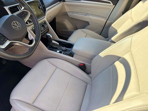 Certified 2022 Volkswagen Atlas SE image 23