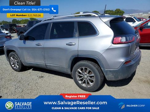 Used 2019 Jeep Cherokee Latitude Plus w/ Comfort/Convenience Group AWD/4WD image 3
