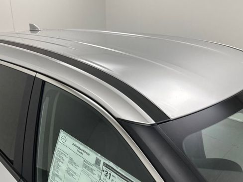 Certified 2023 Nissan Rogue SV AWD/4WD image 12