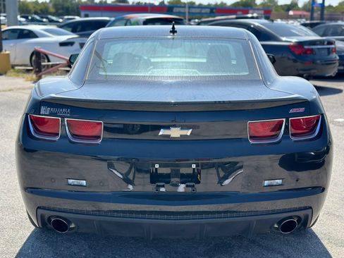 Used 2010 Chevrolet Camaro SS w/ RS Package RWD image 6