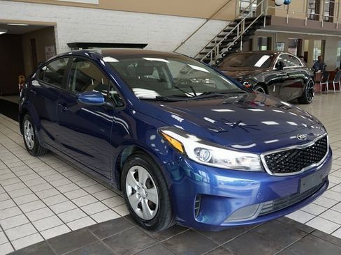Used 2018 Kia Forte LX image 14