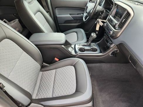 Used 2021 Chevrolet Colorado Z71 w/ Safety Package image 11