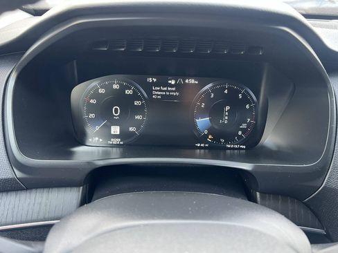 Used 2020 Volvo XC90 T6 Momentum AWD/4WD image 29