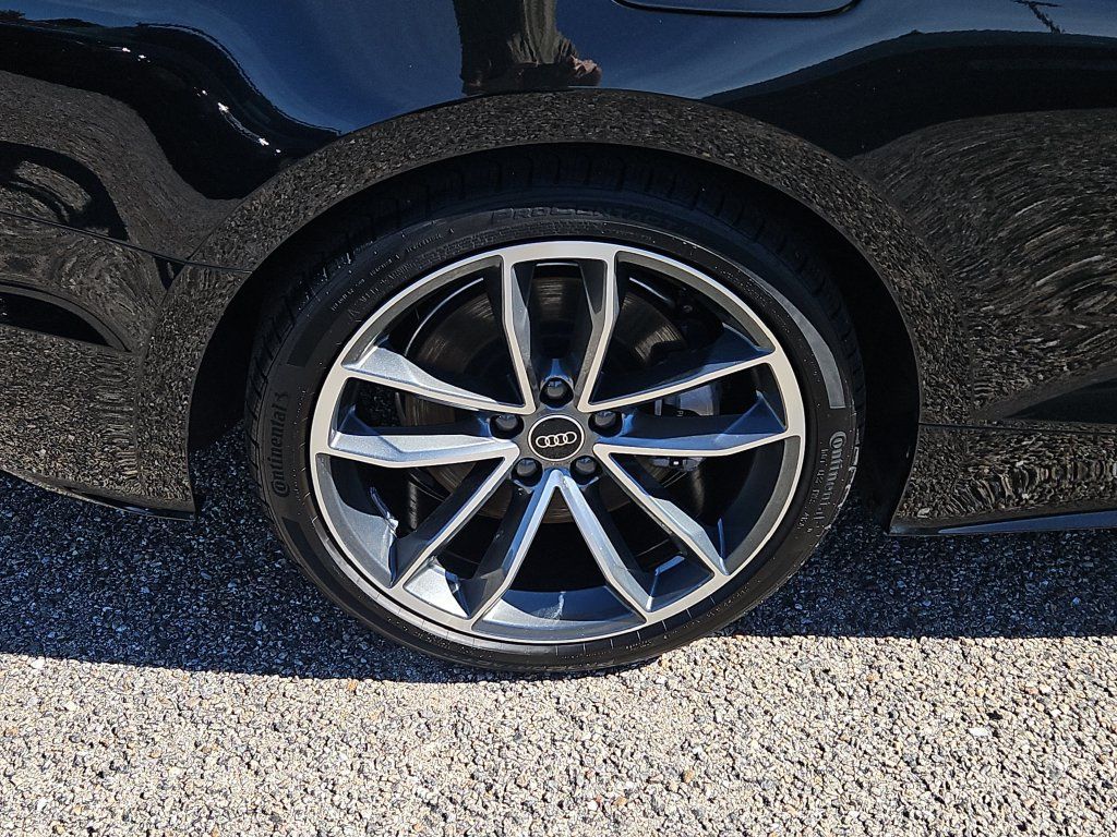 Certified 2024 Audi A5 2.0T Premium w/ Convenience Package AWD/4WD image 9
